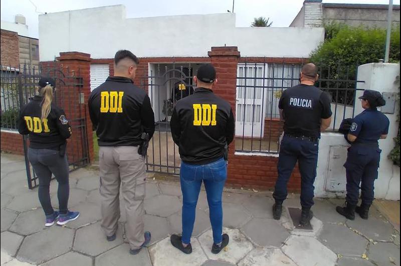 Desbarataron una extensa red de pornografía infantil: fueron allanados domicilios en Azul y Tandil