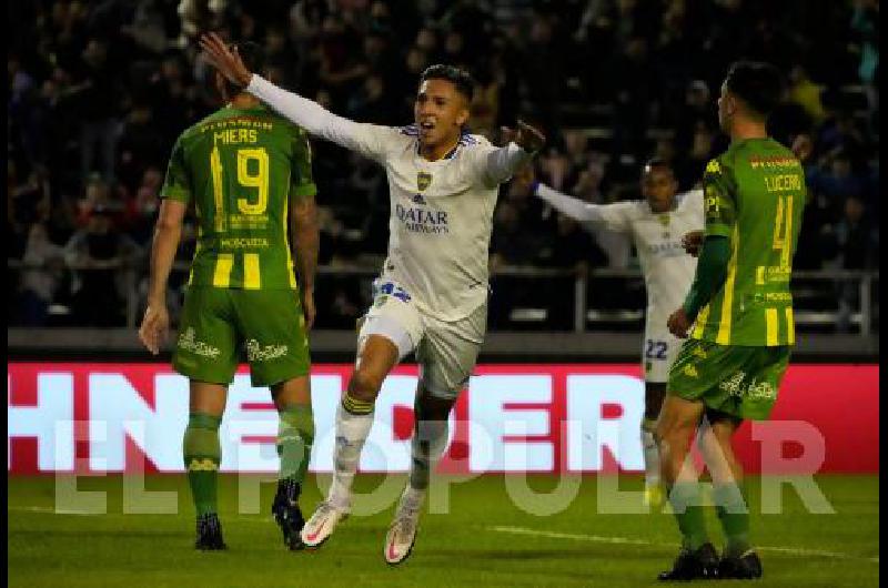 Boca, como visitante, superó a Aldosivi y volvió a la victoria.