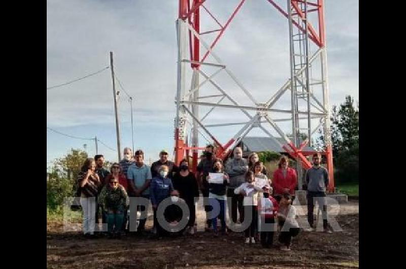 DespuÃ©s de recibir el compromiso de los funcionarios, los vecinos siguen de cerca los detalles de la negociaciÃ³n.