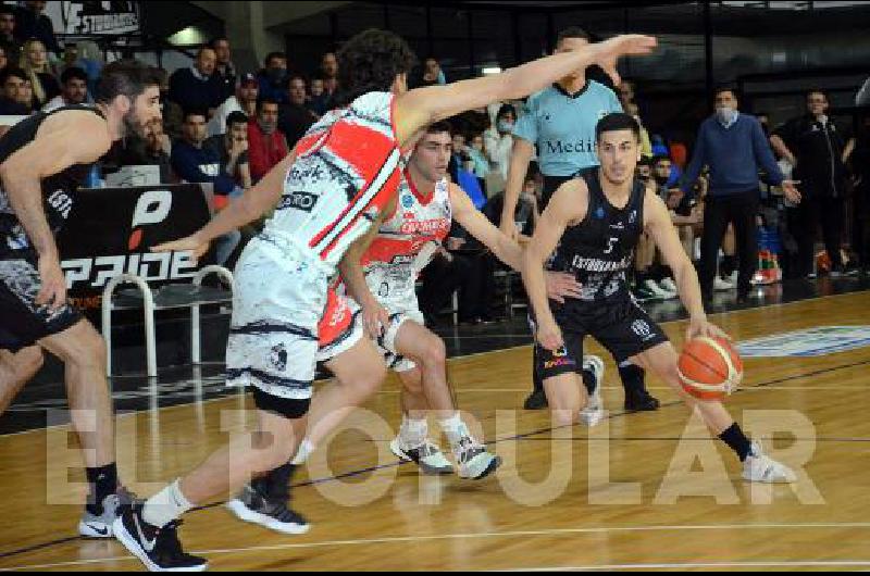 El equipo de OlavarrÃa perdió anoche frente al de Mar del Plata 79-75.