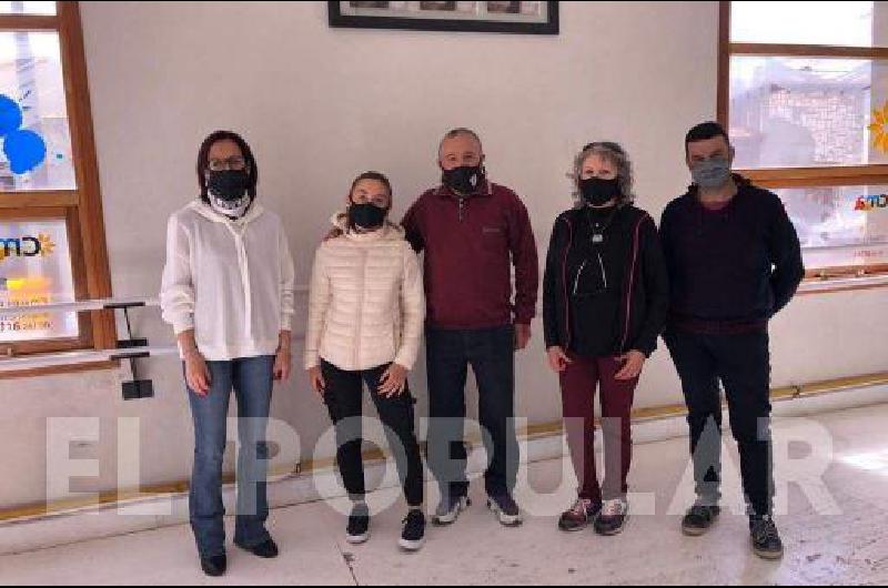 Algunos de los lapridenses clasificados se reunieron con la Directora de Cultura y el coordinador local de los Juegos.