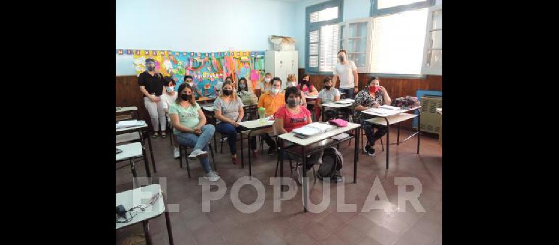 Alumnos del CENS NÂ° 451 participaron de la Feria de Ciencias.