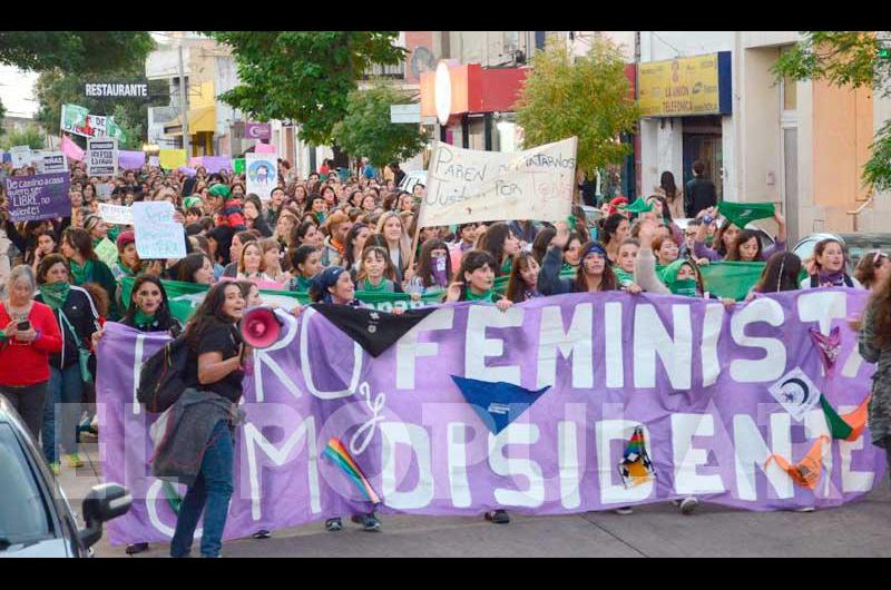 Violencia de género e igualdad, las principales banderas de este 8M