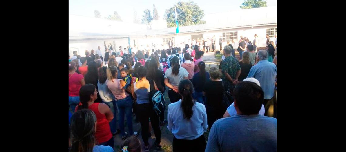 Con la remodelación de la Escuela 2 de Sierra Chica, Galli abrió el ciclo lectivo