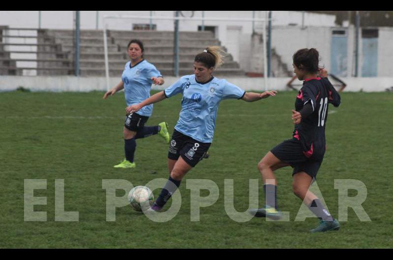 Las chicas arrancan la final