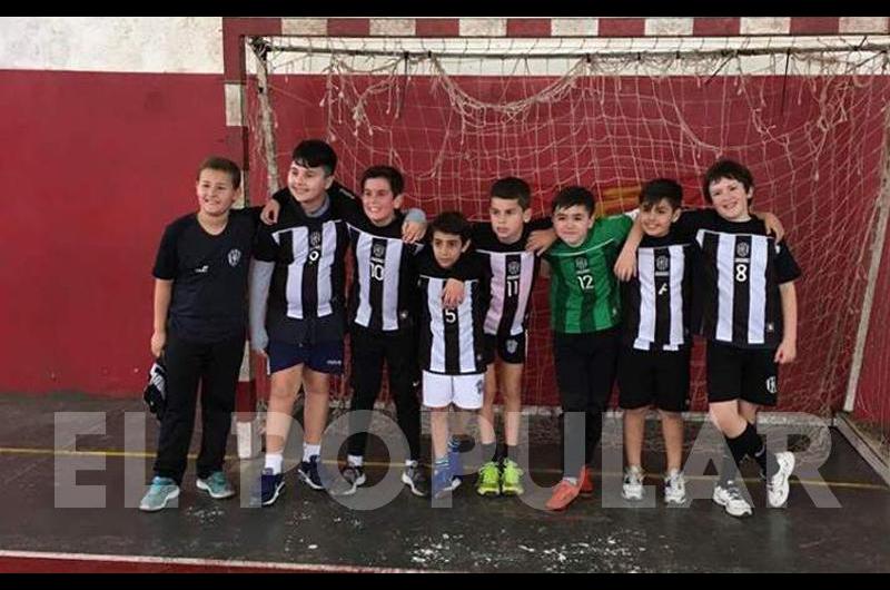 Juega Estudiantes