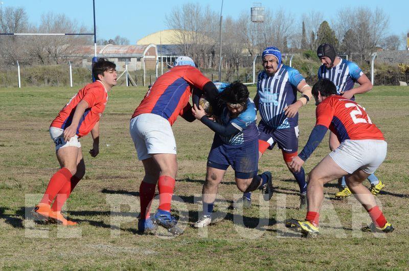 Los tres juegan de locales