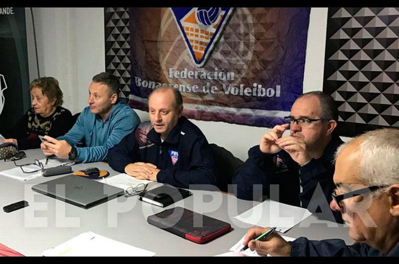 Reunión y concentración en Estudiantes