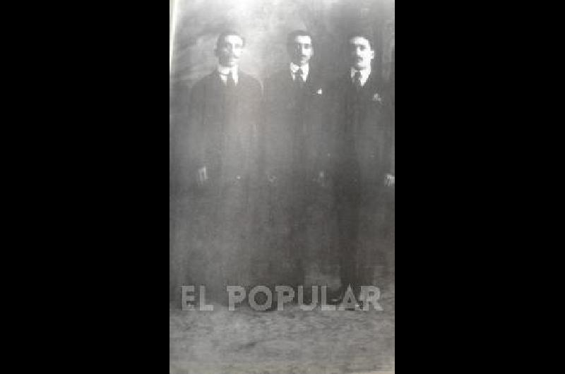 Carlitos Rossi cantando ElÃ­as SalomÃ³n, en sus dos ritmos.