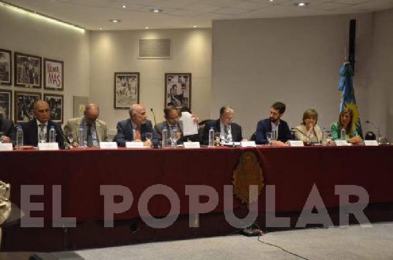 Los diez conjueces fallaron por unanimidad por la destituciÃ³n.