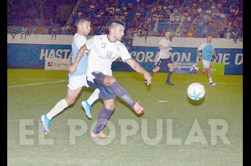 Nicolás Grigera, la opción en el lateral derecho para jugar en lugar de Leonardo Gogna.