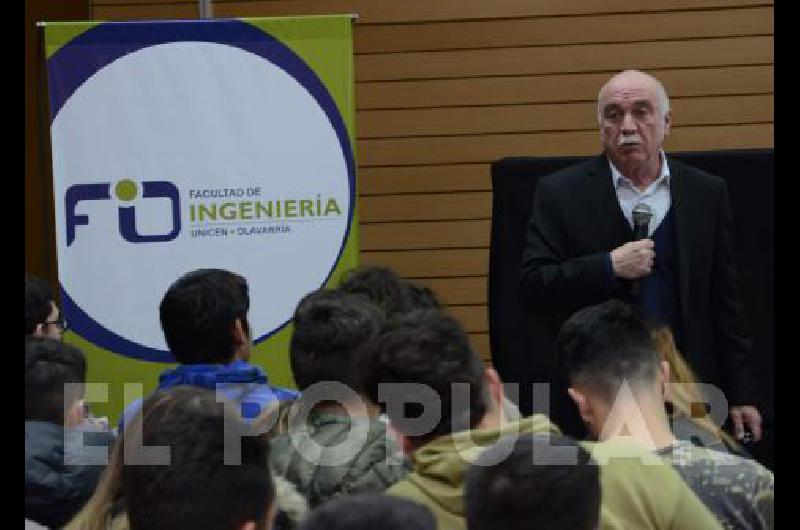 Las charlas que se llevaron a cabo durante la jornada abordaron la temÃ¡tica "Seguridad e Higiene".