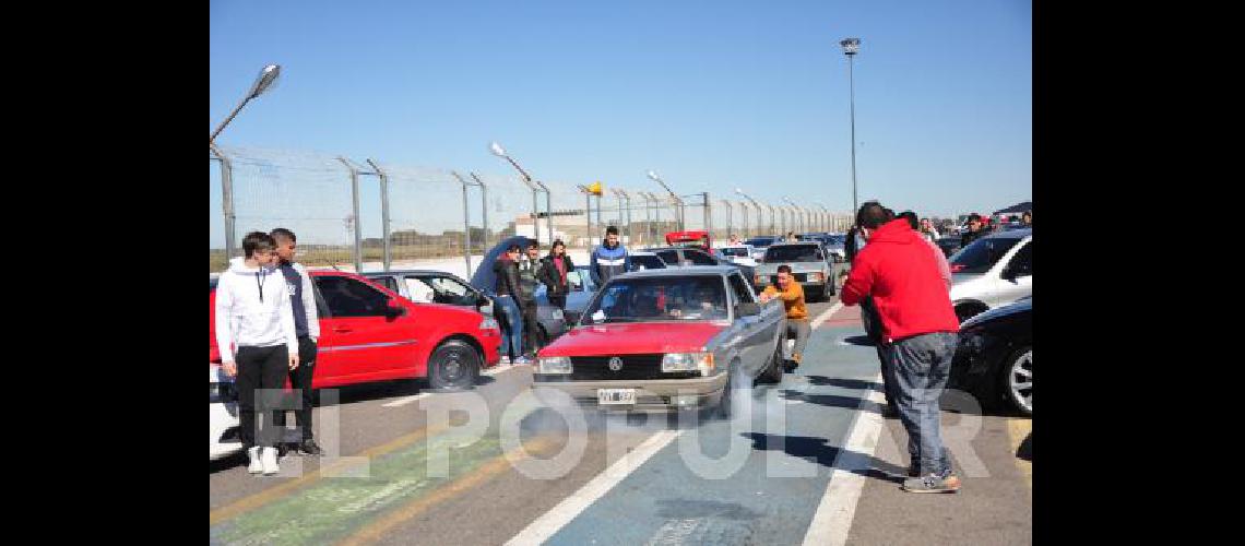 Con una enorme cantidad de público, se realizó el encuentro "Olavarría Al Piso"