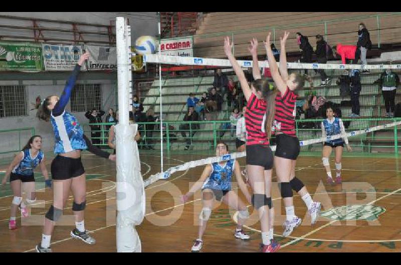 El certamen cuenta con la presencia de 17 equipos. Hoy es el Ãºltimo dÃ­a de competencias.