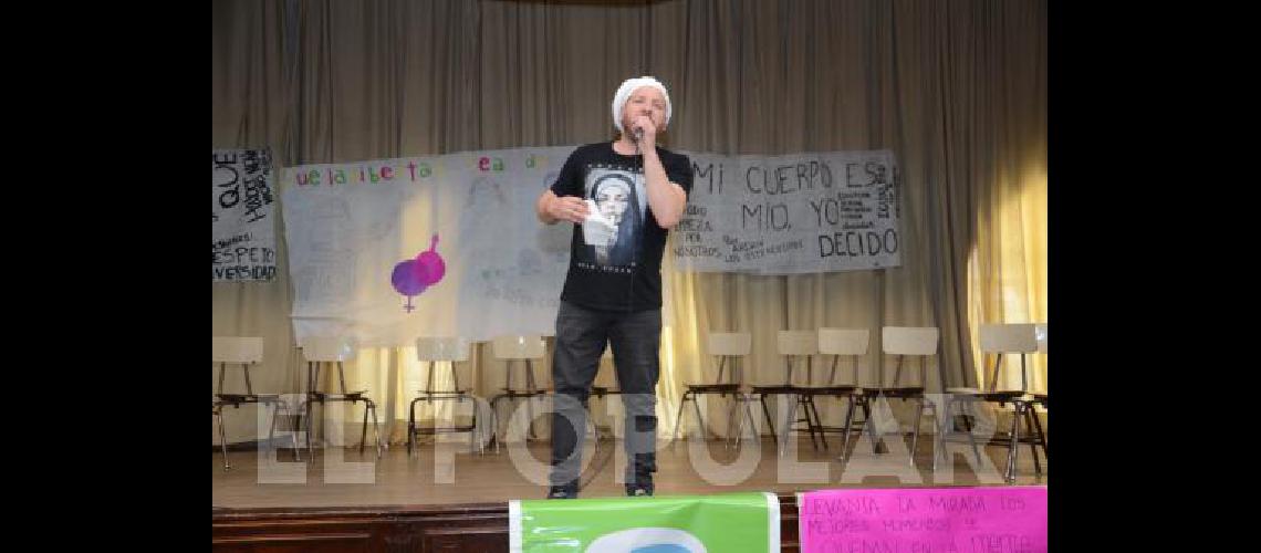 Juan Cruz GarcÃ­a resaltÃ³ la postura de los alumnos locales al opinar de diversos temas.