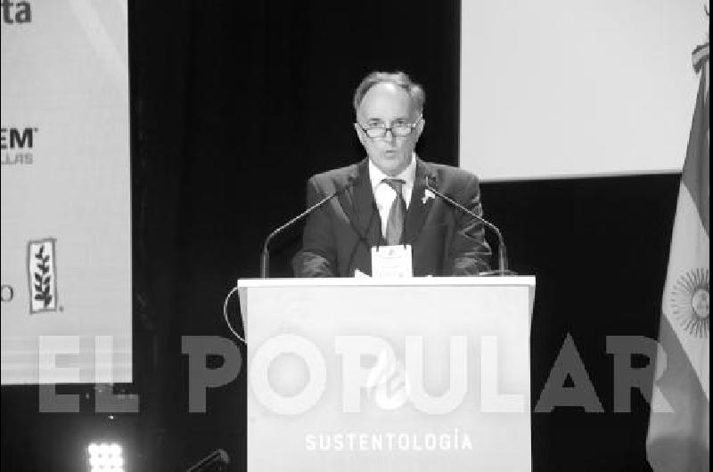 Alejandro Petek abre en CÃ³rdoba el XXVI Congreso de Aapresid.