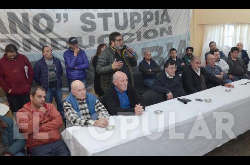 Fuerte respaldo gremial a los trabajadores municipales.