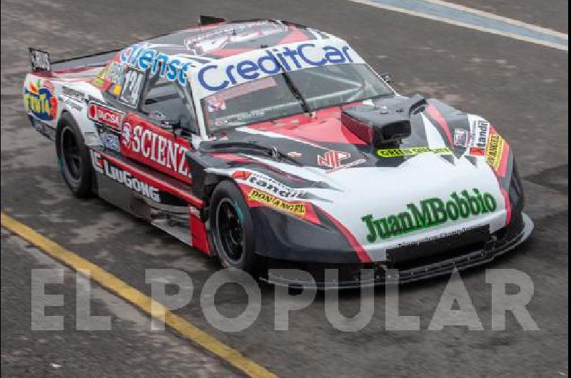 El equipo UR Racing ha trabajado fuerte sobre la Dodge al igual que Claudio Garófalo en el motor. / Foto Fabián Lujas – ASN Media