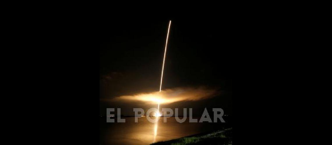 La NASA lanzó la sonda espacial Parker, que se acercará al Sol más que ninguna otra antes