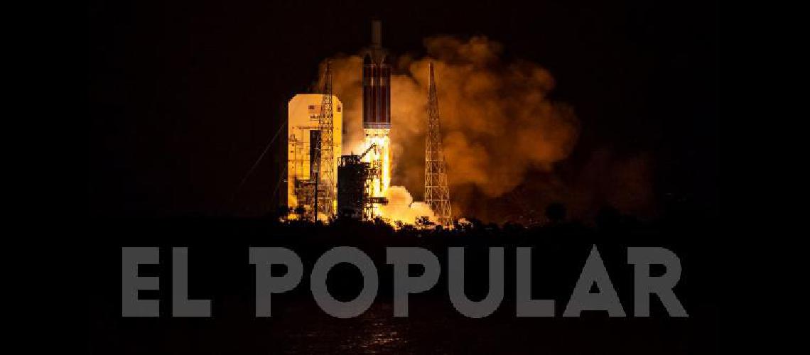 La NASA lanzó la sonda espacial Parker, que se acercará al Sol más que ninguna otra antes
