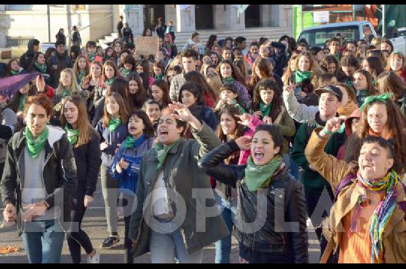 Luz Jara: "La lucha feminista tiene que atravesar todas las demÃ¡s luchas".