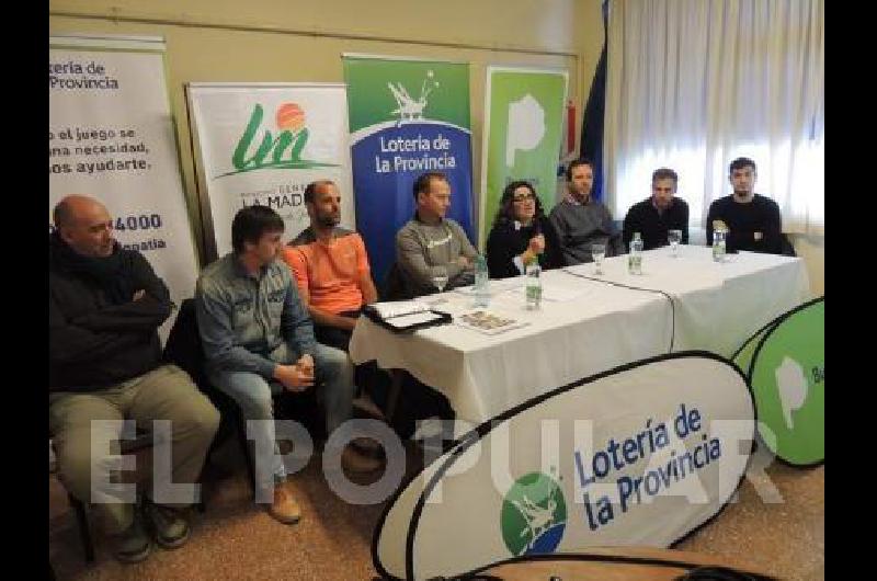 MartÃ­n Jaite, Lucas Arnold y Christian Miniussi brindaron una clÃ­nica de tenis en La Madrid.
