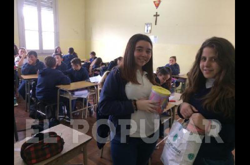 El Colegio Santa Teresa por Manitos Sucias