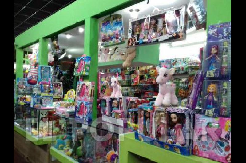 La Juguetería y los "bajitos" en su día