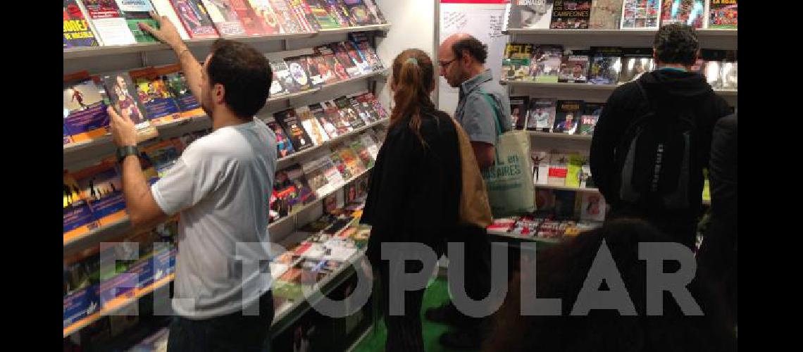 El Campeonato Mundial de Fútbol también se palpitará en las librerías argentinas