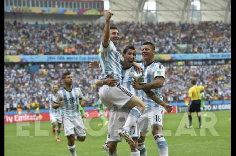 El Campeonato Mundial de Fútbol también se palpitará en las librerías argentinas