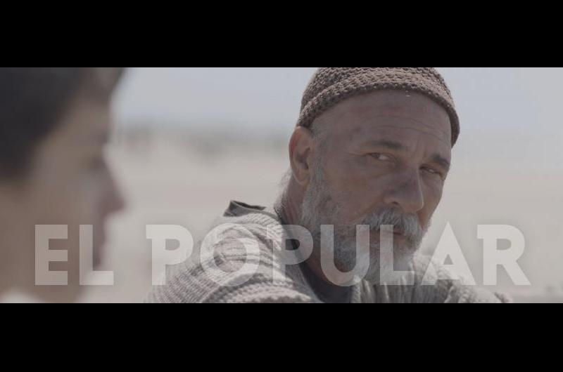 DarÃ­o Grandinetti es un ermitaÃ±o y misterioso hombre en "Pescador".