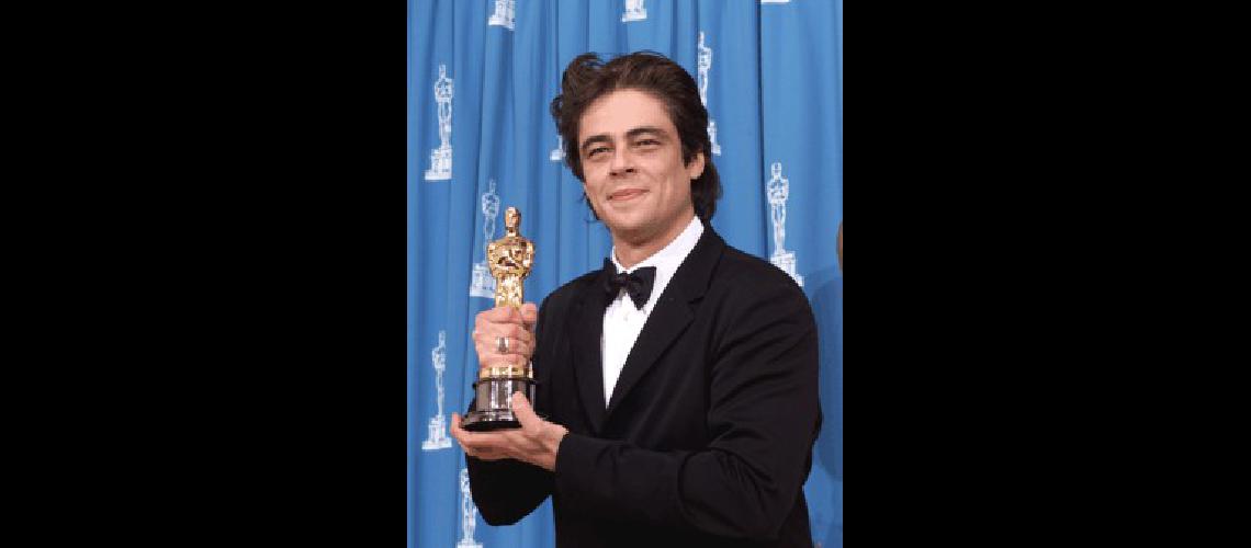 Benicio del Toro, "el Brad Pitt latino"