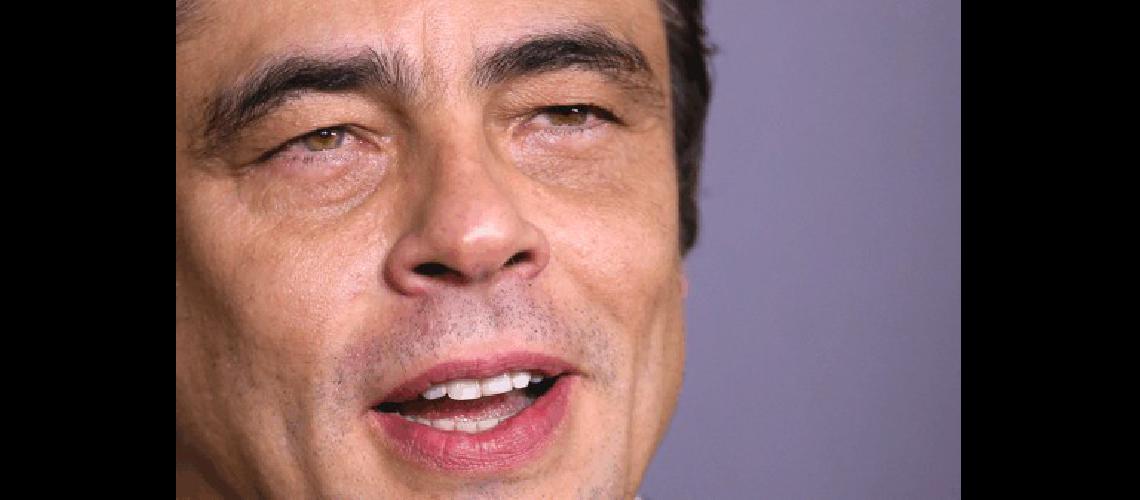 Benicio del Toro, "el Brad Pitt latino"