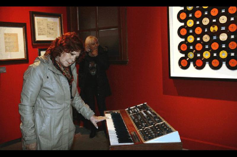 Olga Garaventa, la viuda de Sandro, se mostrÃ³ muy conforme con la puesta en el Centro Cultural.