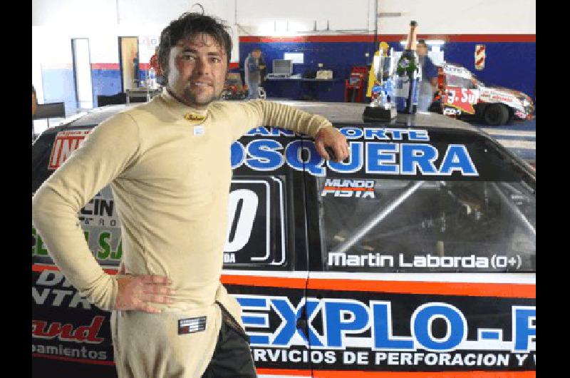 MartÃn Laborda sacó a relucir todo su experiencia para manejar bajo la lluvia de La Plata y ganar la Copa del cuarto puesto de la Clase 2.