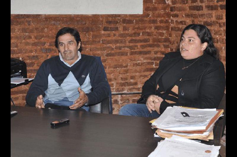Los abogados Pablo Salerno y Daiana Musa, defensores de Oscar Conlon.