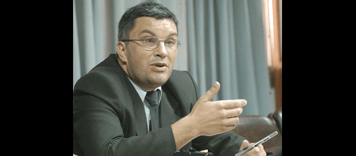 Adolfo Rocha Alonso. Entre otras cosas, se llevaron su credencial de abogado. Archivo
