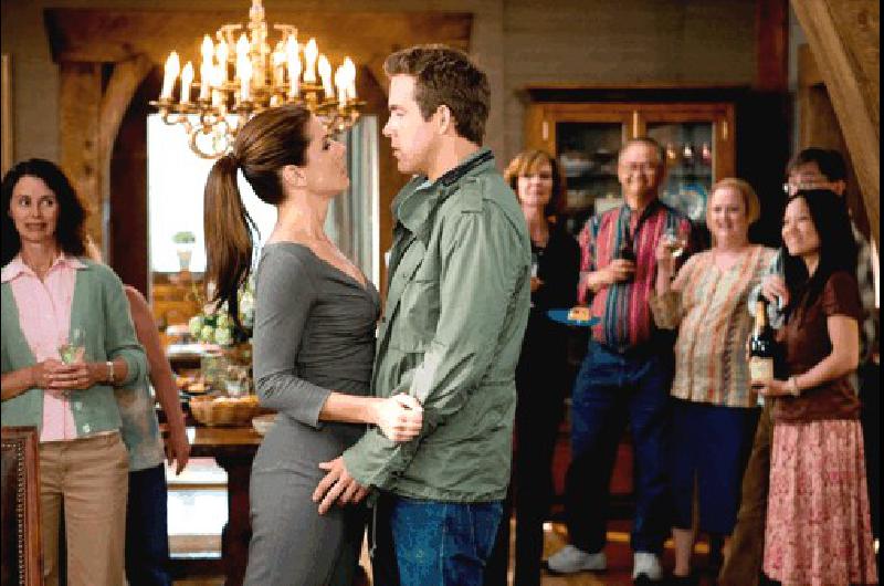 Sandra Bullock y Ryan Reynolds no se quieren casar, pero Â¿deben hacerlo?. Prensa