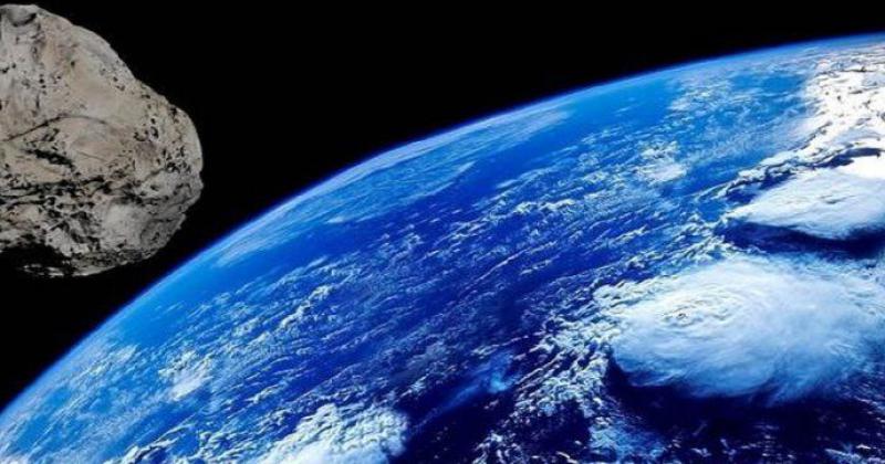 En horas, un asteroide inmenso rozará la Tierra