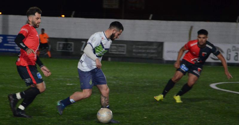 El CEO pasó con otra goleada