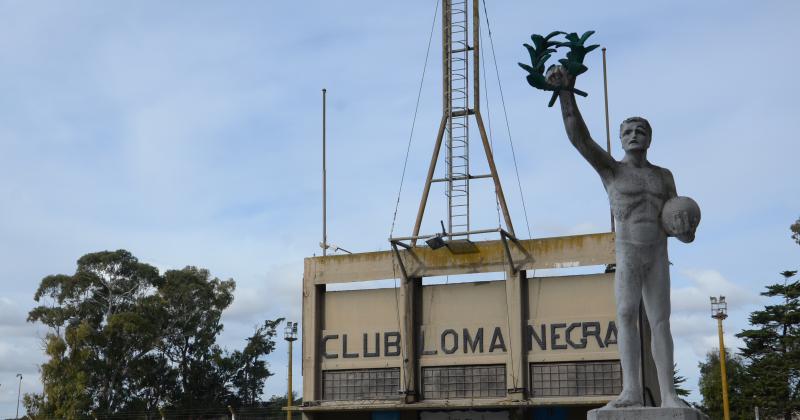Loma Negra entrega petitorio a la fábrica