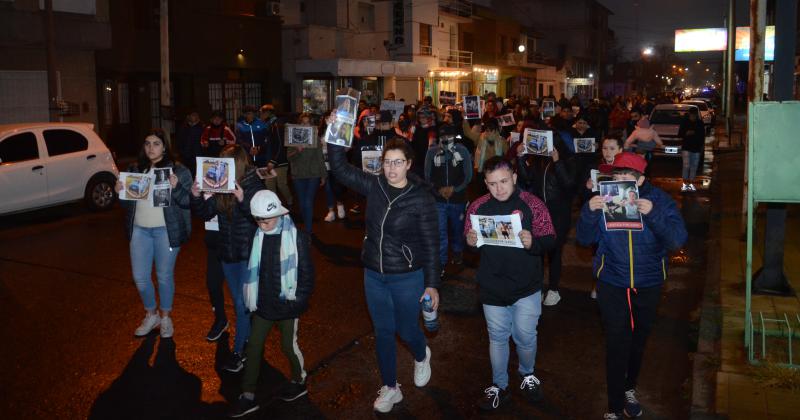 Pidieron justicia y marcharon por Juan Agapito, el joven golpeado en un boliche