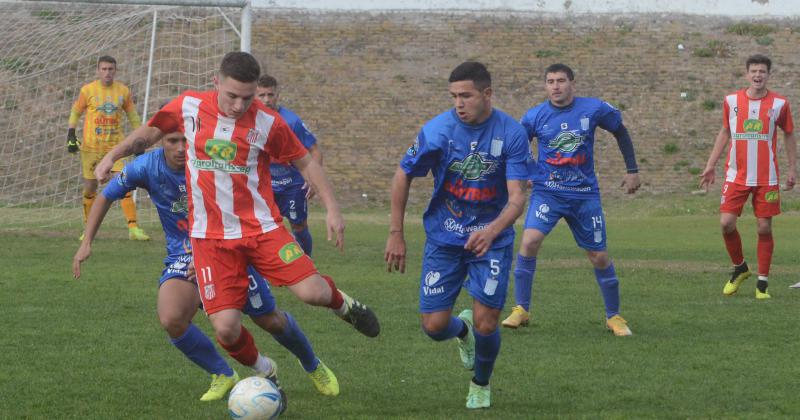 Ferro está en cuartos de final