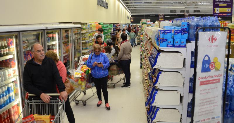 La inflación mensual de agosto fue de 7% y ya superó el 50% anual