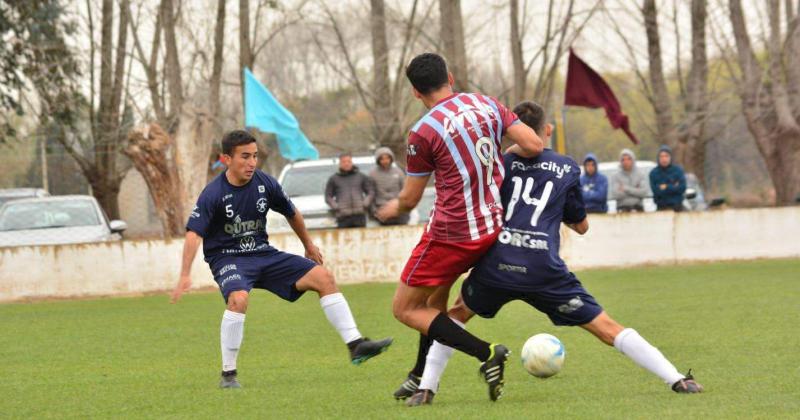 Racing se clasificó tras ganarle a Balonpié.