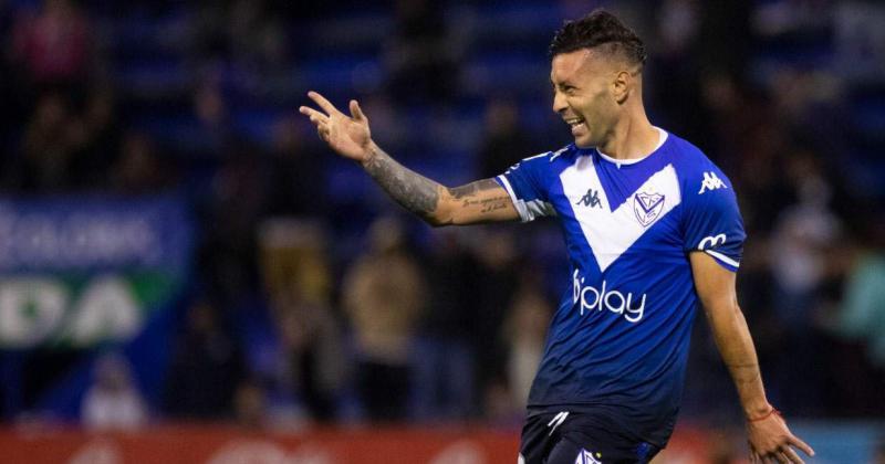 Lucas Janson festeja su gol, el único del encuentro.