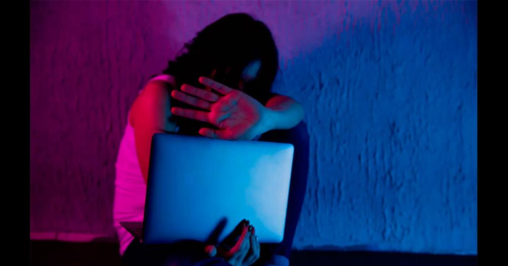 Difusión no consentida de imágenes: por qué se debe erradicar el término "pornovenganza" y qué es la sextorsión