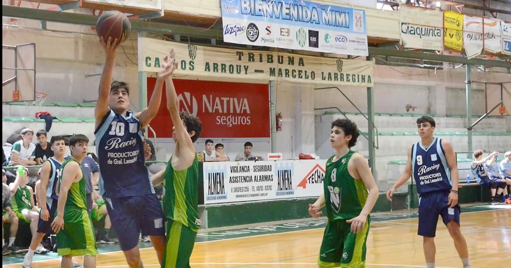 Pueblo Nuevo y Racing de La Madrid jugaron en el “Juan Manolio”.