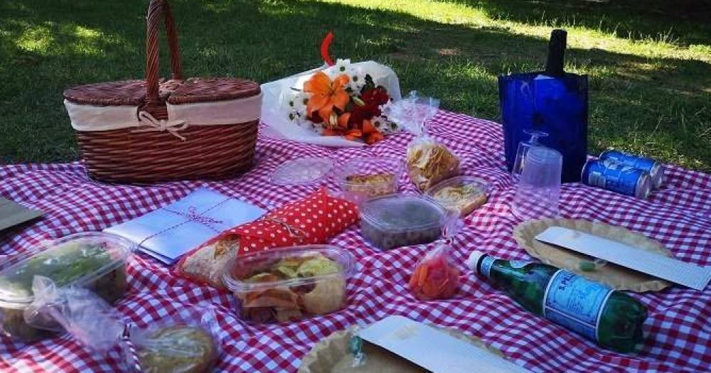 ¿Qué no te puede faltar en un picnic para compartir?