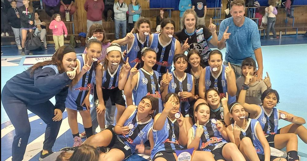Las Carboneras se quedaron con el “Clausura”.